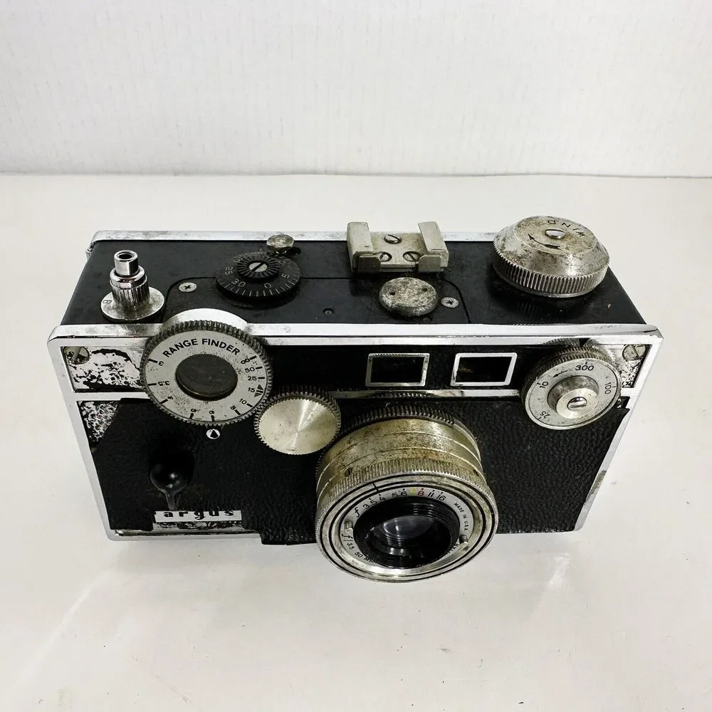 ARGUS C CAMERA~ 